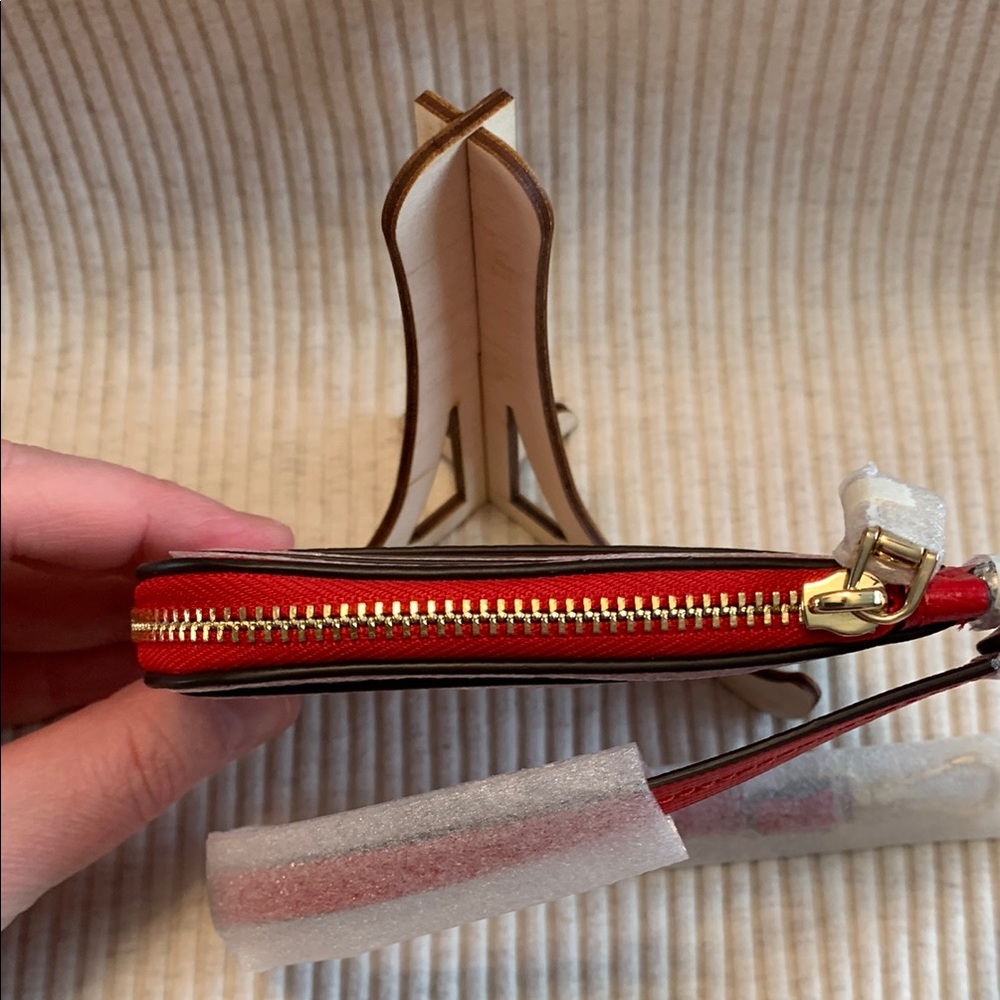 Kate Spade Red and White Heart Wallet - Picture 6 of 12